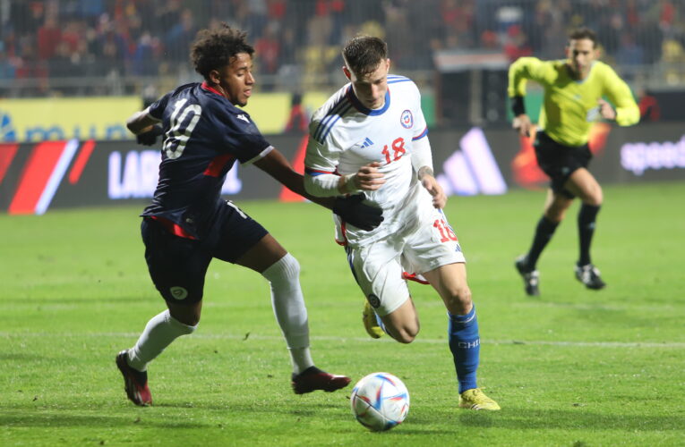 Chile golea: Barticciotto debuta como crack y triplete de Brererton ante República Dominicana en el Estadio Sausalito de viña del Mar