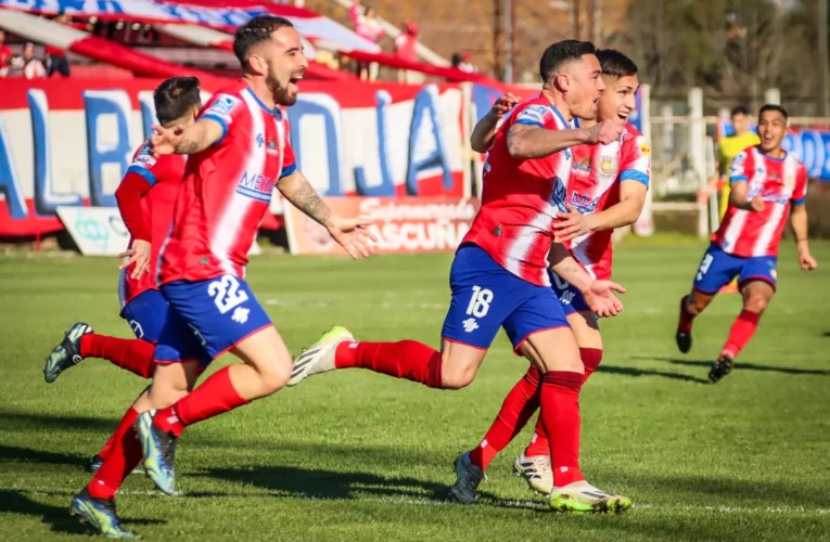 Deportes Linares derrotó a Universidad de Concepción por 1 gol a 0.